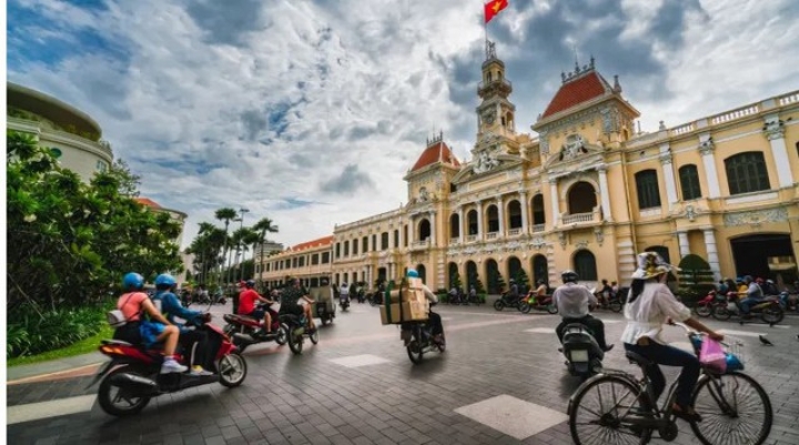 Nữ du khách Anh nêu lý do quyết định đến Việt Nam một mình trong một tuần